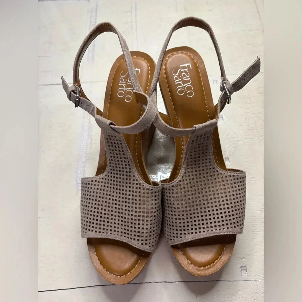 Franco Sarto Clinton2 Wedge Sandals Taupe Open Toe Perforated Cork Size 10